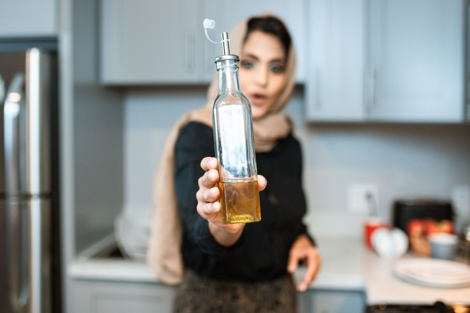 The Good Olive Oil Is for Tuesday Too - eating alone well